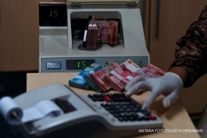 Waspadai Modus Salah Transfer, Cek Daftar Pinjol Legal & Ilegal 2024