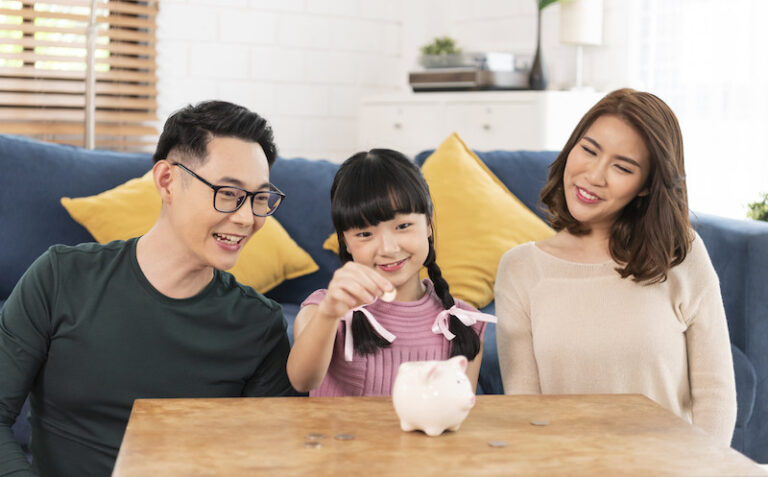 Finansial Aman dan Kebutuhan Anak Terpenuhi, Orang Tua Baru Ikuti 5 Strategi Ini!