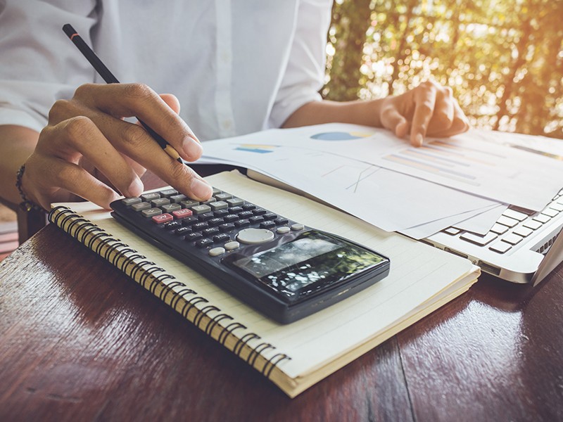 Mewujudkan Finansial Sehat di Tengah Pandemi dan Tuntutan Gaya Hidup