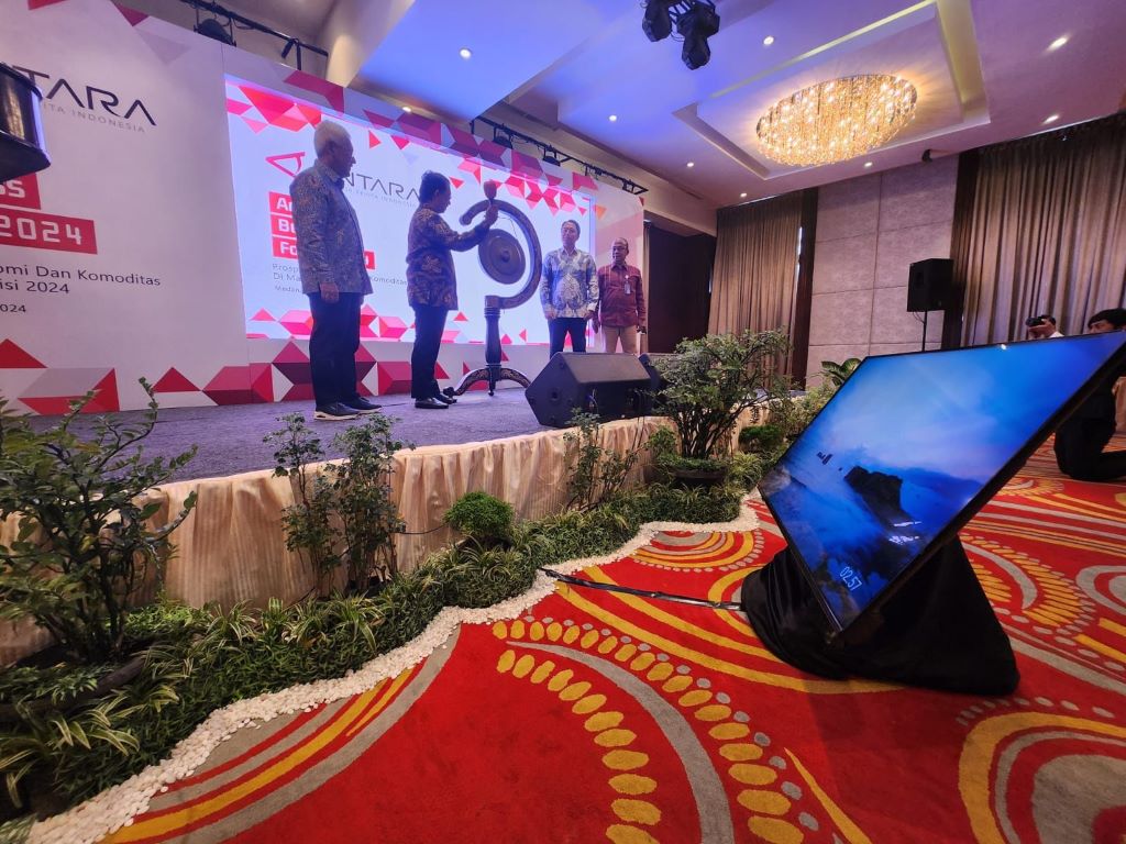 LKBN Antara Ekspansi Bisnis Finansial dan Komunikasi