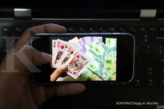 Ada Indikasi Transaksi Judi Online Lewat Pinjol, Apa Kata Bos OJK?